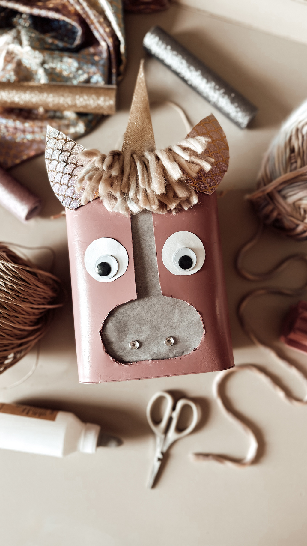 Humana DIY Upcycling Einhorn Laterne Basteln mit Kindern 